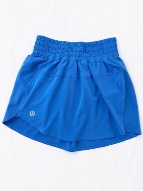 Lululemon Women's Athletic Running Shorts Mesh Lined Blue Size 2